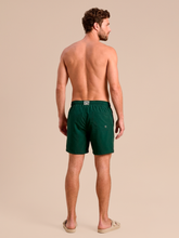 Lataa kuva gallerian katseluohjelmaan, Model Back: Uv Line Bermuda-Shorts Shorts Acqua Boxer Military Green Upf50+