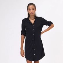 Lataa kuva gallerian katseluohjelmaan, Model Front: Uv Line Hemdblusenkleid Shirtdress Copenhagen Fem Black Upf50+