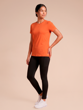 Lataa kuva gallerian katseluohjelmaan, Image 03: Uv Line Strandtop T-Shirt Uvpro Fem Pitanga Upf50+