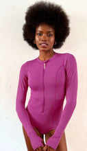 Lataa kuva gallerian katseluohjelmaan, Product Front: Uv Line Badeanzug Swimsuit Macae Magenta Upf50+