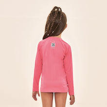 Lataa kuva gallerian katseluohjelmaan, Model Back: Uv Line Rashguard Acqua Qr Code Chiclete Fluor Upf50+