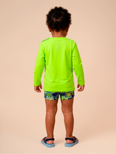 Lataa kuva gallerian katseluohjelmaan, Model Back: Uv Line Rashguard Longsleeve Baby Yellow Fluor Upf50+
