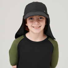 Lataa kuva gallerian katseluohjelmaan, Model Front: Uv Line Mützen Cap Legionario Teens Inf Black Upf50+
