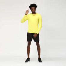 Lataa kuva gallerian katseluohjelmaan, Model Front: Uv Line Rashguard Longsleeve Uvpro Masc Yellow Upf50+
