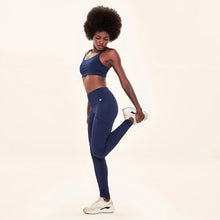 Lataa kuva gallerian katseluohjelmaan, Image 02: Uv Line Fitness-Shorts Legging Fit Aspen Navy Blue Upf50+
