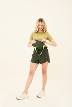 Lataa kuva gallerian katseluohjelmaan, Image 07: Uv Line Fitness-Cover-Up Bag-Foldable Windbreaker Jacket Verde Militar
