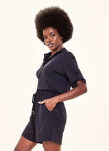 Lataa kuva gallerian katseluohjelmaan, Image 03: Uv Line Fitness-Shorts Shorts Fem Basic Black Upf50+
