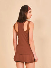 Lataa kuva gallerian katseluohjelmaan, Model Back: Uv Line Fitness-Top Regata Sport Color Fem Marrom Upf50+
