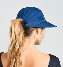 Lataa kuva gallerian katseluohjelmaan, Model Back: Uv Line Mützen Visor Nice Fem Navy Blue Upf50+
