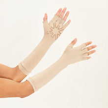 Lataa kuva gallerian katseluohjelmaan, Image 05: Uv Line Handschuhe Long Gloves Uni Chocolate Upf50+
