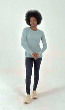 Lataa kuva gallerian katseluohjelmaan, Product Front: Uv Line Rashguard Longsleeve Fem New Fit Verde Agua Upf50+
