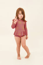 Lataa kuva gallerian katseluohjelmaan, Model Front: Uv Line Baby-Bademode Baby Shine Malva Up50+
