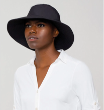 Lataa kuva gallerian katseluohjelmaan, Model Front: Uv Line Eimerhut Hat California Nac Fem Black Upf50+
