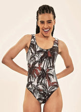 Lataa kuva gallerian katseluohjelmaan, Gallery: Uv Line Badeanzug Swimsuit Coqueiros Bege Upf50+

