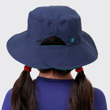 Lataa kuva gallerian katseluohjelmaan, Model Back: Uv Line Schlapphut Hat California Inf Navy Blue Lagoa Upf50+
