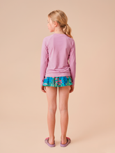 Lataa kuva gallerian katseluohjelmaan, Model Back: Uv Line Rashguard Longsleeve Uvpro Kids Rose Upf50+
