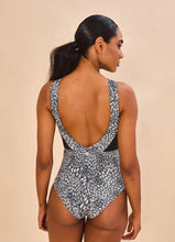 Lataa kuva gallerian katseluohjelmaan, Image 02: Uv Line Badeanzug Swimsuit Verena Asas Upf50+
