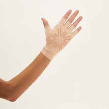 Lataa kuva gallerian katseluohjelmaan, Image 02: Uv Line Handschuhe Short Gloves Uni Chocolate Upf50+
