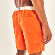 Lataa kuva gallerian katseluohjelmaan, Shortsit Boxer Orange UPF50+
