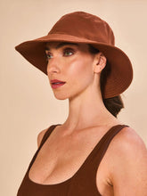 Lataa kuva gallerian katseluohjelmaan, Image 03: Uv Line Eimerhut Hat California Fem Cognac Upf50+
