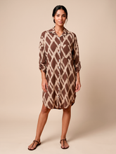 Lataa kuva gallerian katseluohjelmaan, Model Front: Uv Line Hemdblusenkleid Shirtdress Ipanema Diamond Upf50+
