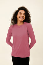 Lataa kuva gallerian katseluohjelmaan, Gallery: Uv Line Rashguard Camiseta Uvpro Br Ml Malva Upf50+
