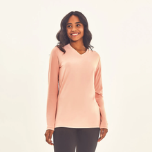 Lataa kuva gallerian katseluohjelmaan, Model Front: Uv Line Rashguard Longsleeve Sport Fit Solar Rose Upf50+
