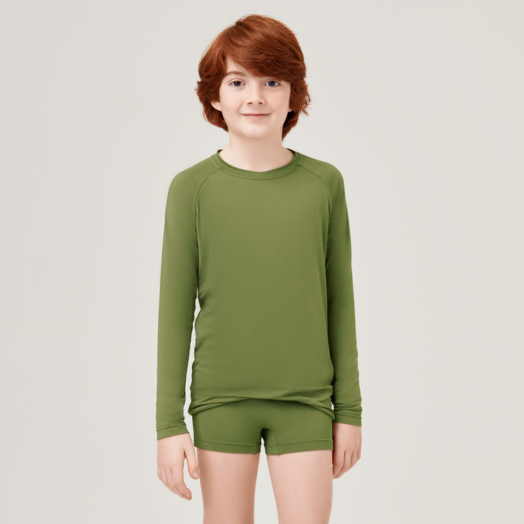 Model Front: Uv Line Rashguard Longsleeve Uvrpo Inf Verde Militar Upf50+