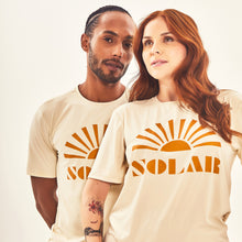 Lataa kuva gallerian katseluohjelmaan, Gallery: Uv Line Fitness-Top T-Shirt Solar Off White Upf50+

