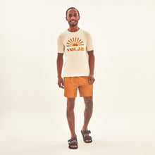 Lataa kuva gallerian katseluohjelmaan, Model Front: Uv Line Fitness-Top T-Shirt Solar Off White Upf50+
