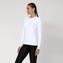 Lataa kuva gallerian katseluohjelmaan, Image 02: Uv Line Rashguard Women Fpu50+ Uvpro Long Sleeve T-Shirt White Uv
